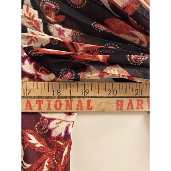 White House Black Market Patchwork Boho Multi Print Flare Sleeve Top Sz XS - Picture 4 of 6